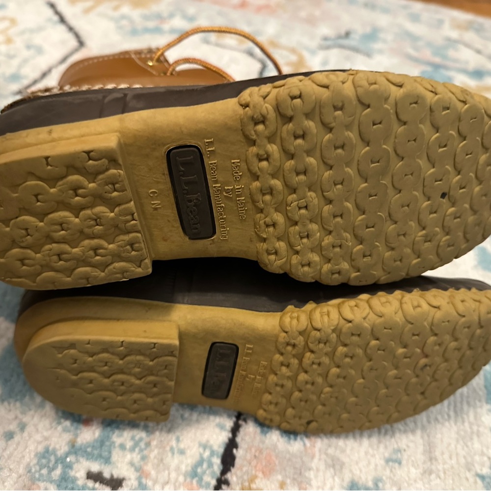 L.L. Bean duck boots - Picture 2 of 3
